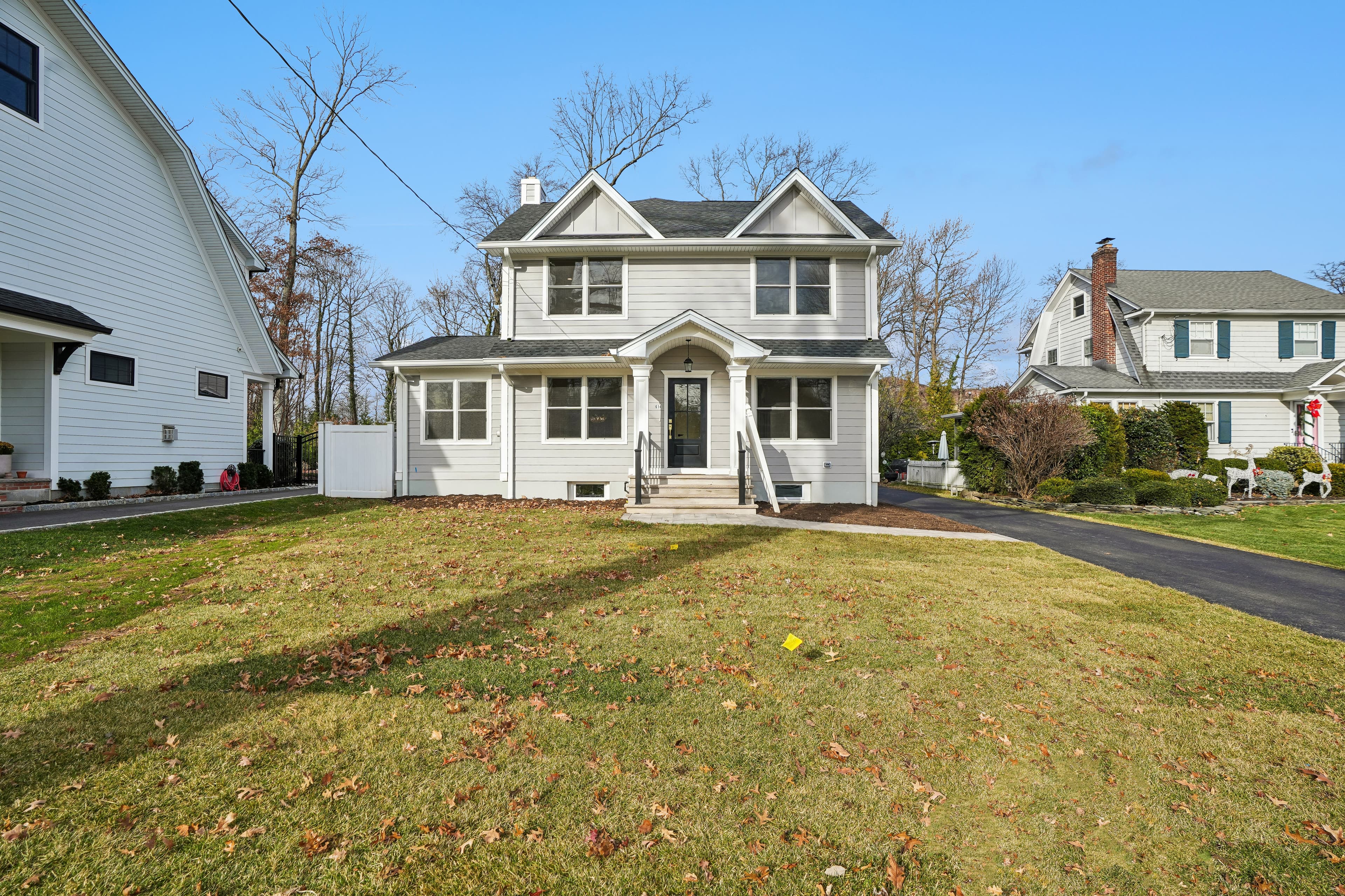 614 Dorian Rd, Westfield - Photo 1